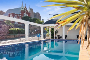 The Robert Towns, Townsville